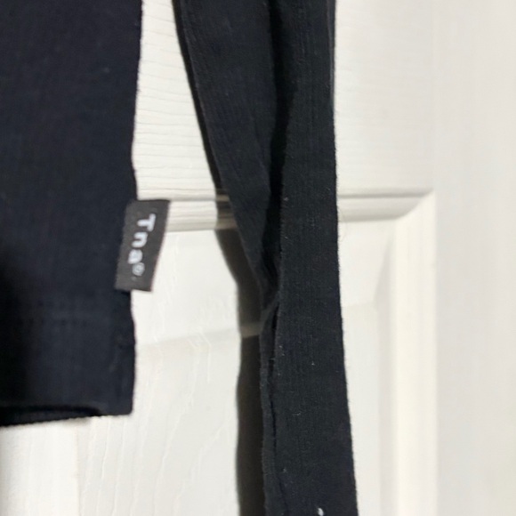 TNA HomeStretch Rib Crew Waist Longsleeve - Picture 7 of 7